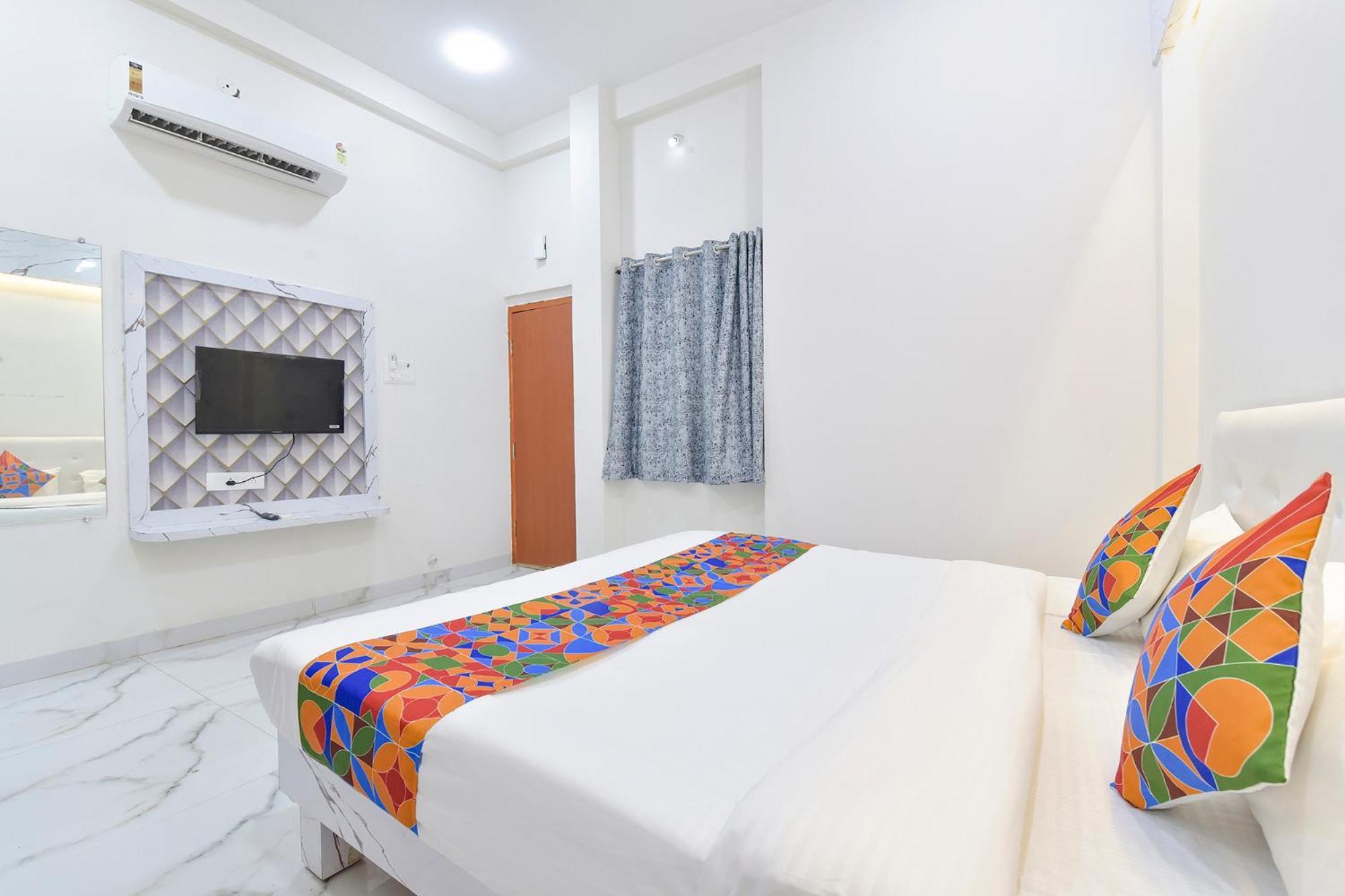 Fabhotel Grand Embassy Indaur Kültér fotó